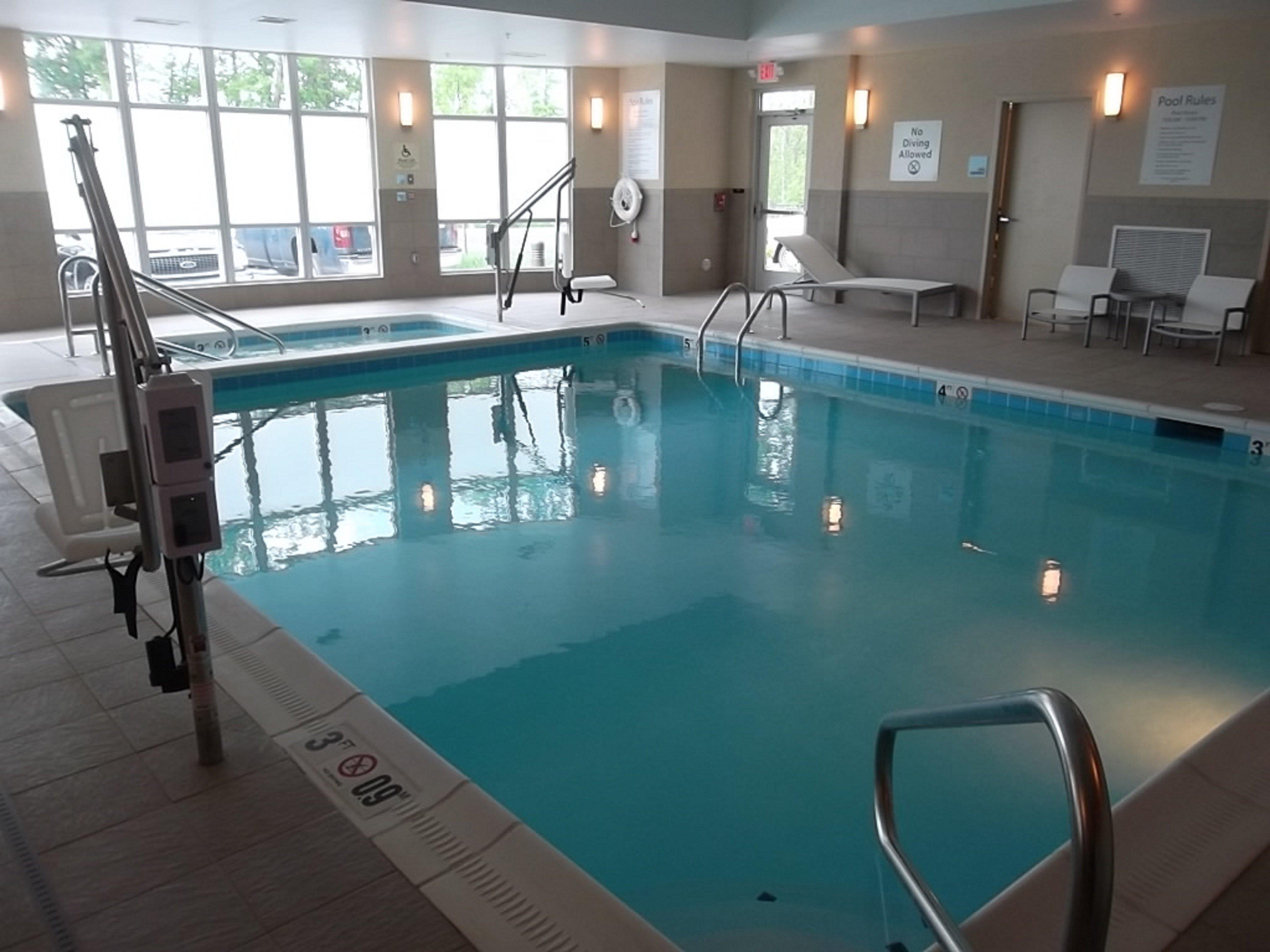 Holiday Inn Express & Suites Columbus - Easton Area By Ihg Gahanna Eksteriør bilde