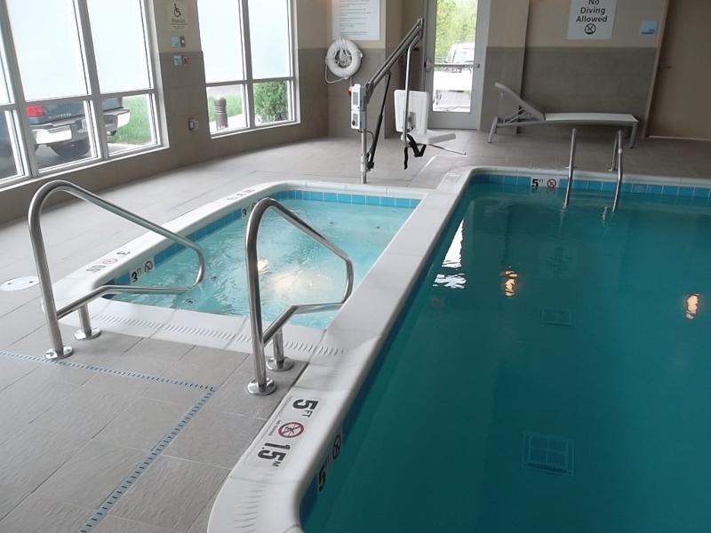 Holiday Inn Express & Suites Columbus - Easton Area By Ihg Gahanna Eksteriør bilde